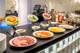 Artagonist Hotel