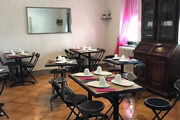 Au Royal Hotel