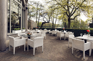 Petit déjeuner pétillant de luxe pour 2 au M Hotel à Genk (Limbourg)