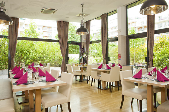 French Corner - photo 0