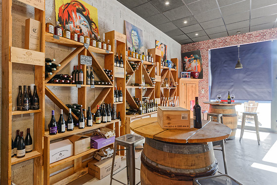 Wine and Beer - photo 2