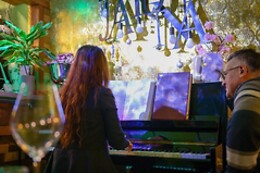 JAYUNA Piano Bar-Brasserie