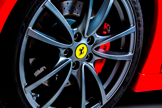 Pilotage en Ferrari 360 Modena - Celebrations Autoverhuur - Strombeek-Bever (Bruxelles)