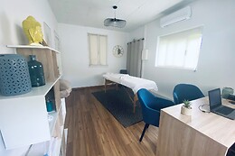 Wellness Clinic / PALERMO Jessica