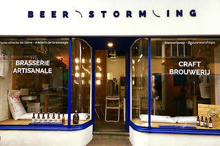 Een workshop bierbrouwen en maaltijd bij Beerstorming (Sint-Gillis - Brussel)