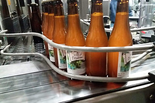 Bières, planche de dégustation et explications pour 2 à la Brasserie de l'Oubéwé à Tubize (Brabant wallon)