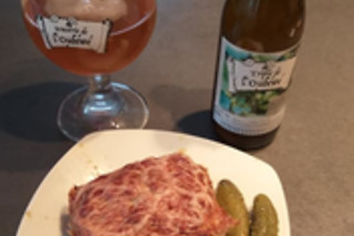 Bières, planche de dégustation et explications pour 2 à la Brasserie de l'Oubéwé à Tubize (Brabant wallon)
