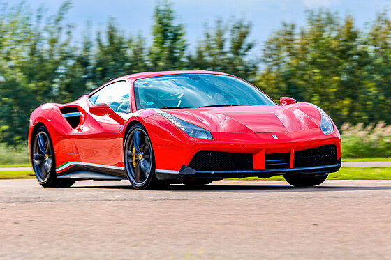 Pilotage Ferrari 488 GTB (4 tours) sur le Circuit de Mettet (B)