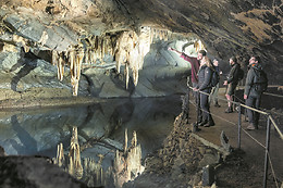 Le Domaine des Grottes de Han