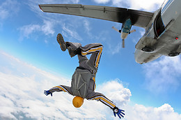 FL 140 Parachutisme Bordeaux