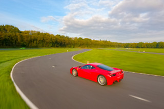 Découverte Ferrari 458 Italia (5 tours) sur le Circuit de Mettet (B)