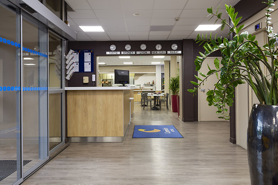 Comfort Hotel Aeroport Lyon St Exupery - photo 10