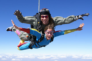 Saut en parachute et activités extrêmes