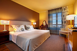 HOTEL QUINTA DO FURÃO****