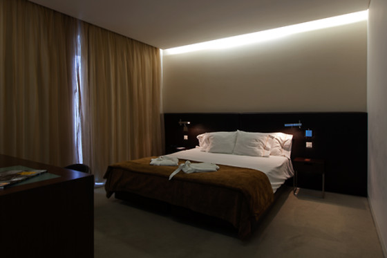 HOTEL JERONIMOS 8 - photo 0