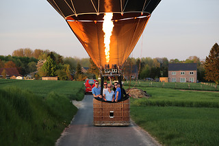 Een ballonvaart van Pearl Balloon (Court-Saint-Etienne - Waals-Brabant)