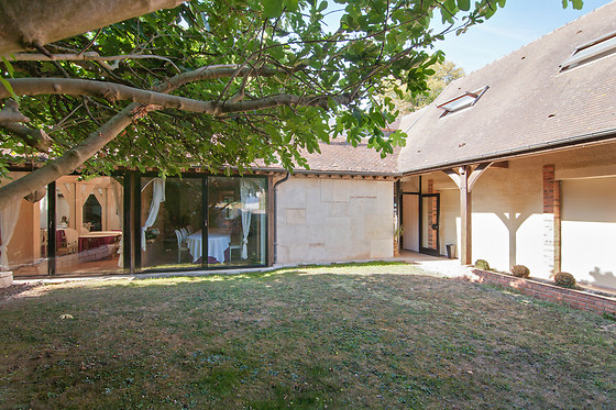 Auberge Sainte Maure - photo 0