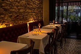 Bistro V