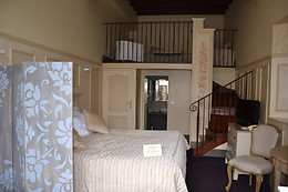 Hostellerie Château de Pray
