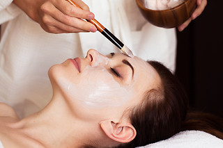 Soin du visage chez Quo Vadis Wellness à Bruxelles