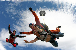 FL 140 Parachutisme Bordeaux
