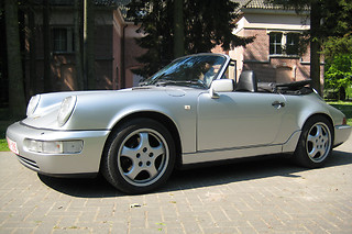 Pilotage d'une Porsche 911 Carrera 4 Cabriolet - Porsche 4 Rent - Oostkamp (Flandre occidentale)