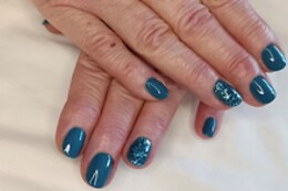 Mel Embellishes