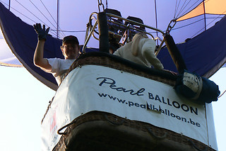Een ballonvaart van Pearl Balloon (Court-Saint-Etienne - Waals-Brabant)