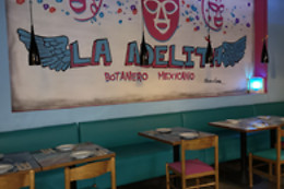 LA ADELITA BOTANERO