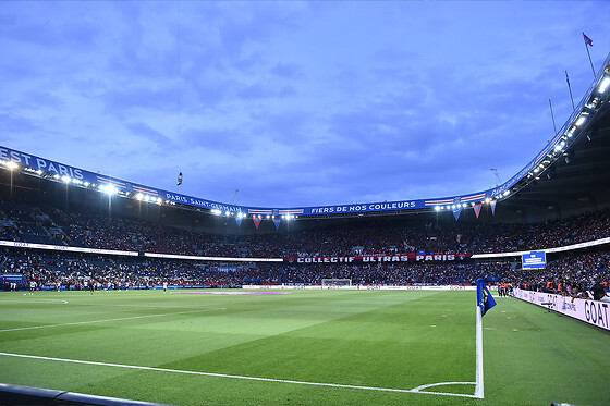 PSG - Match & Tour - 2 places