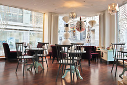 Cuppin's Tea House and Cupcakes-Lausanne