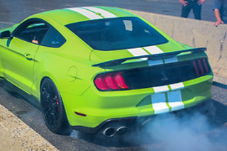 Découverte Ford Mustang Shelby GT500 (5 tours) sur le Circuit de Mettet (B)