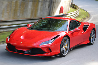 Découverte Ferrari F8 Tributo (2 tours) sur le Circuit de Mettet (B)