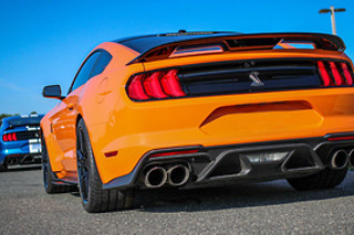 Découverte Ford Mustang Shelby GT500 (5 tours) sur le Circuit de Mettet (B)