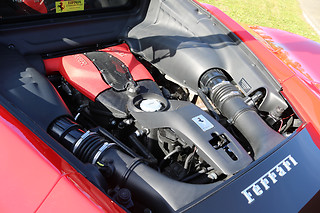 Découverte Ferrari F8 Tributo (2 tours) sur le Circuit de Mettet (B)