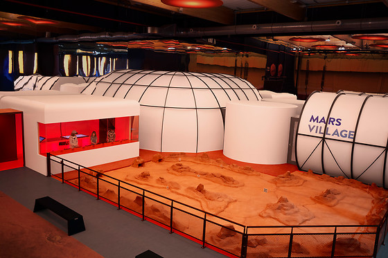 Séjour gourmand pour 8 à l'Euro Space Center à Libin (Luxembourg)