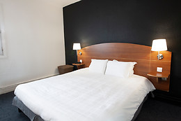 Kyriad Centre Clermont Ferrand ***