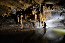 Le Domaine des Grottes de Han