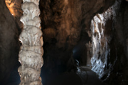 Le Domaine des Grottes de Han