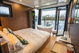 Escale Royale Port Ilon