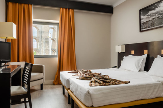 HOTEL DOM LUÍS - photo 6
