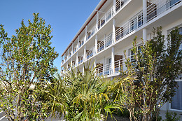Golden Tulip La Baule Suites